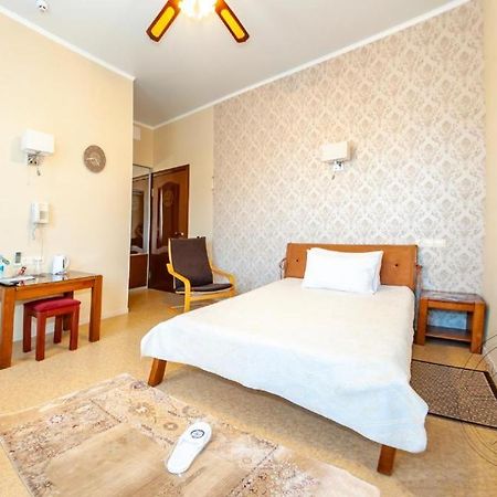 Antwo-Hotel Harkiv Dış mekan fotoğraf
